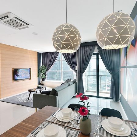 Suasana Private Suites By Subhome Johor Bahru Bagian luar foto