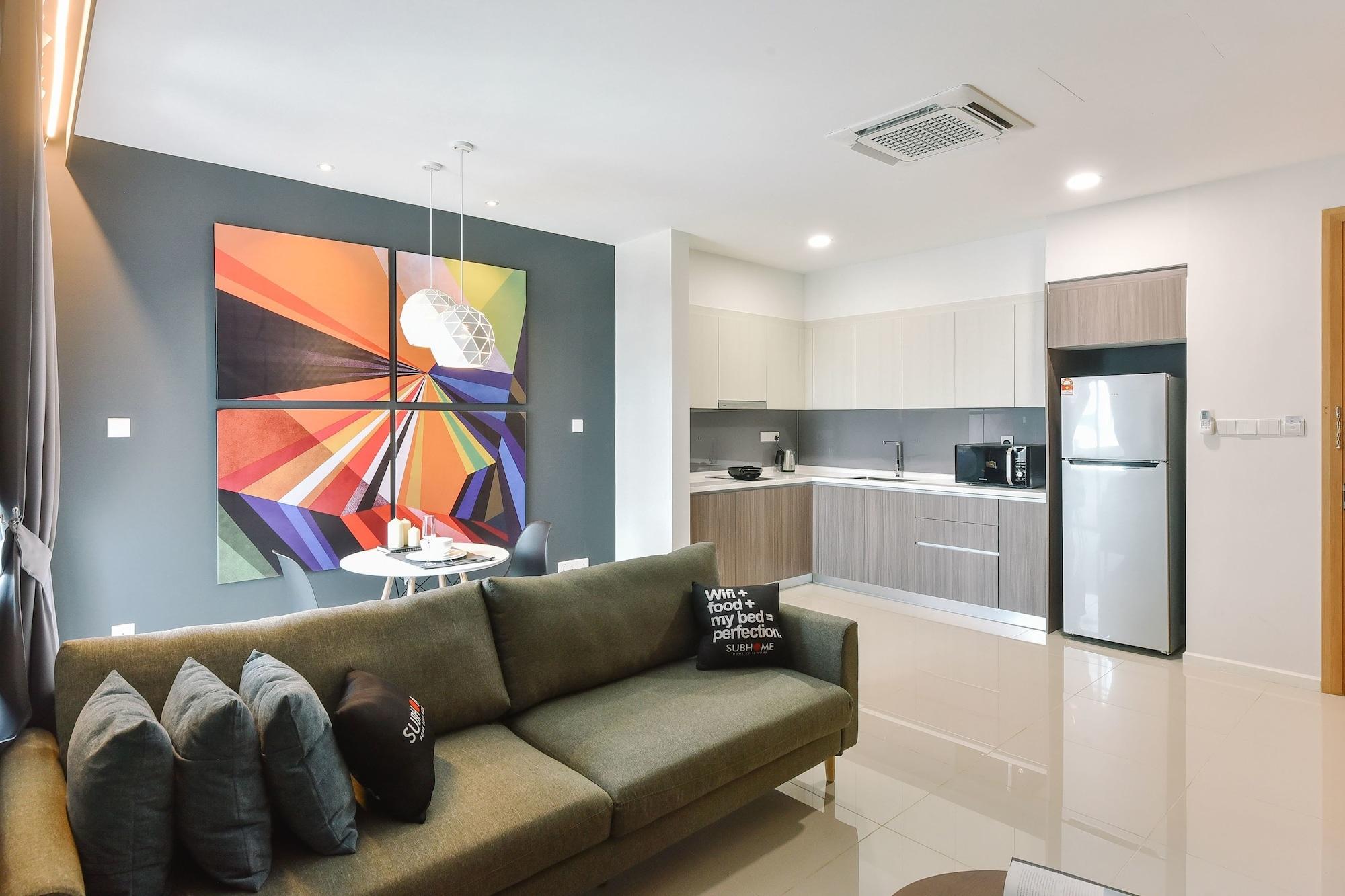 Suasana Private Suites By Subhome Johor Bahru Bagian luar foto