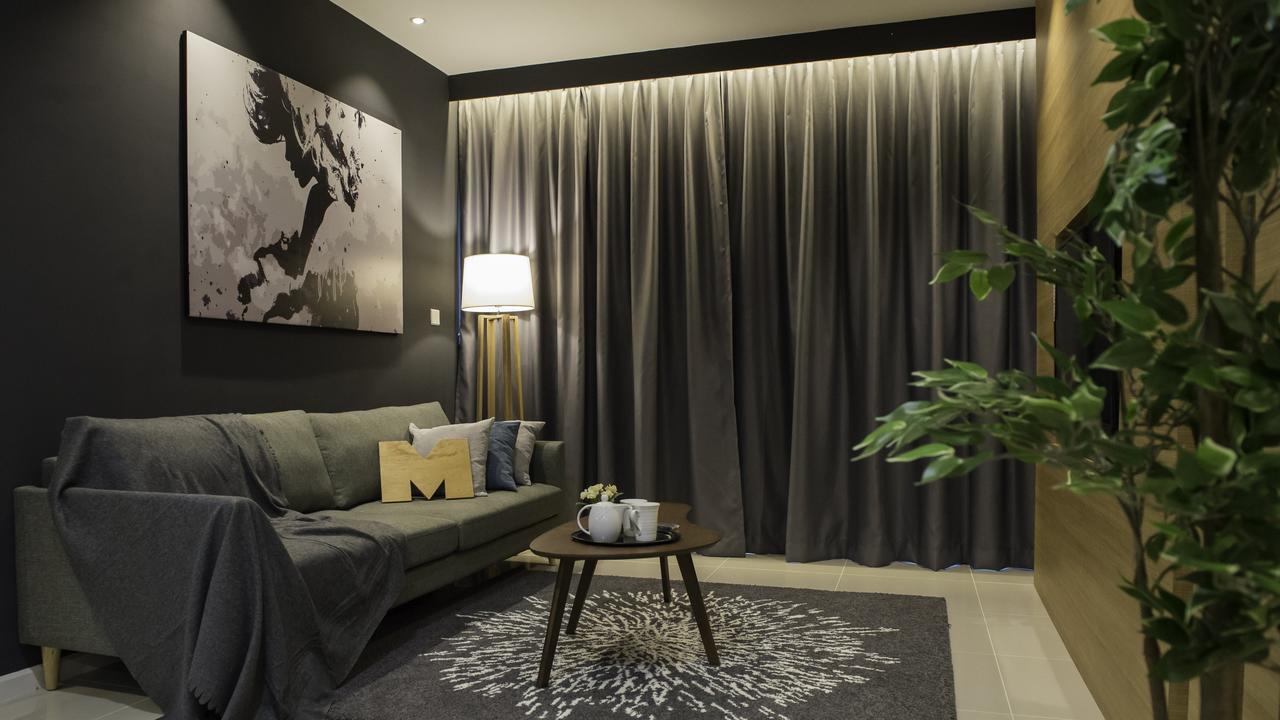 Suasana Private Suites By Subhome Johor Bahru Bagian luar foto