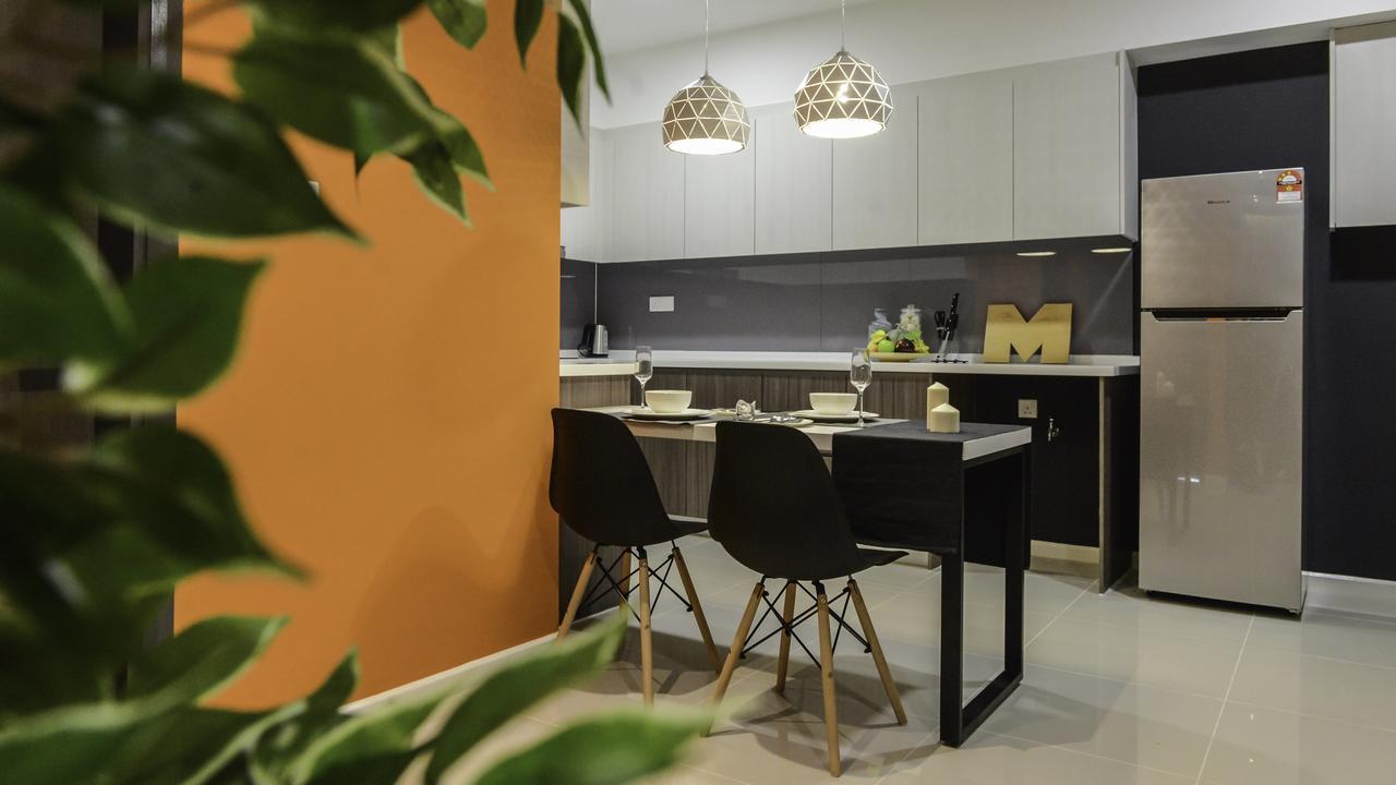 Suasana Private Suites By Subhome Johor Bahru Bagian luar foto