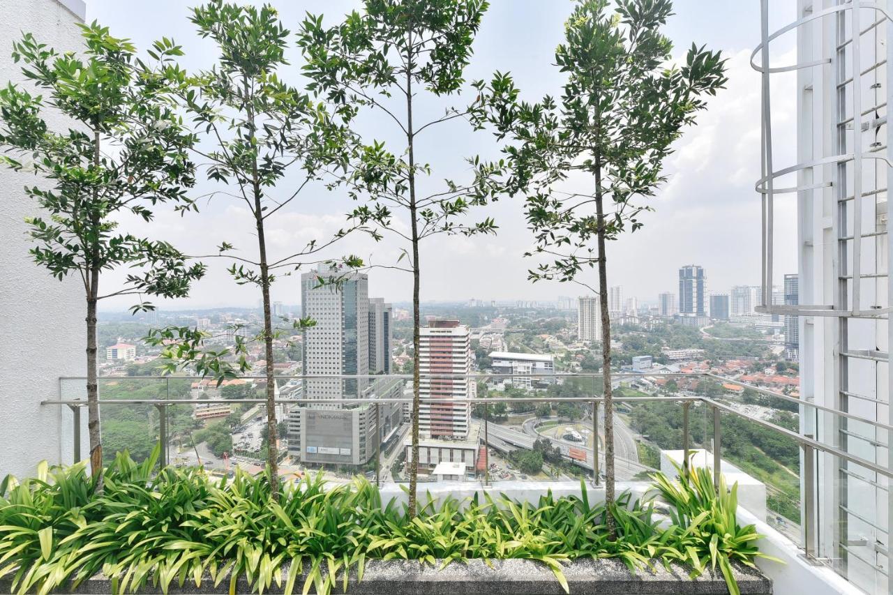 Suasana Private Suites By Subhome Johor Bahru Bagian luar foto